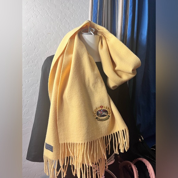 Burberrys 💯Lambswool Scarf Authentic Preloved - Picture 1 of 4